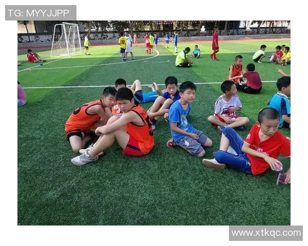 吴芳专访:从绿茵场到人生舞台的足球旅程回顾与展望