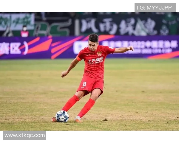 足球明星新人类崛起探索未来足球的无限可能与新星的崭露头角